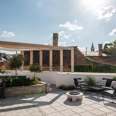 شقة فندقية Loftlakasom**** 4*