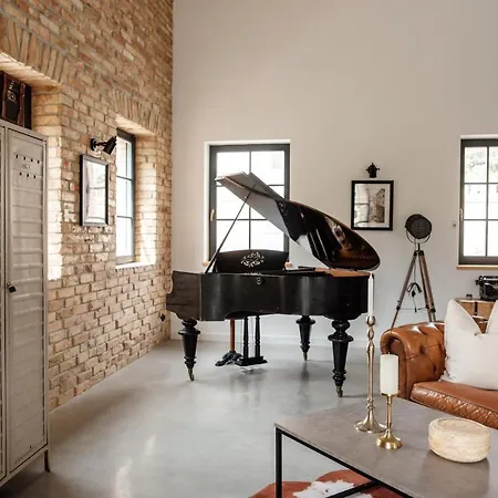 Loftlakasom**** Lägenhetshotell 4*