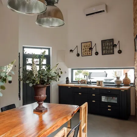 Loftlakasom**** Veszprém