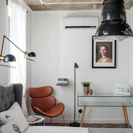 Loftlakásom**** Veszprém