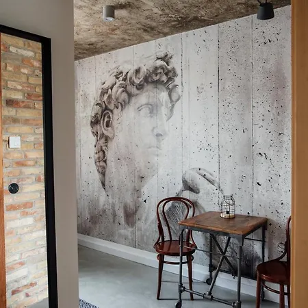 Apartahotel Loftlakásom****