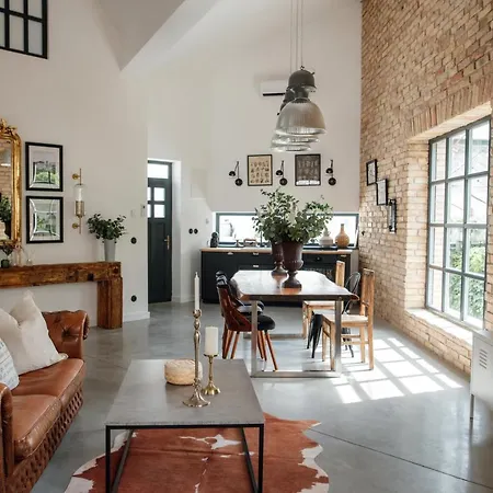 Loftlakásom**** Apartahotel 4*