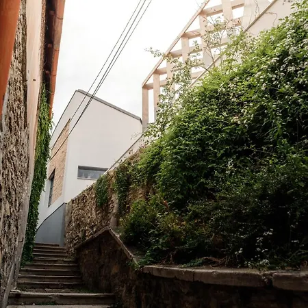 شقة فندقية Loftlakasom**** Veszprém