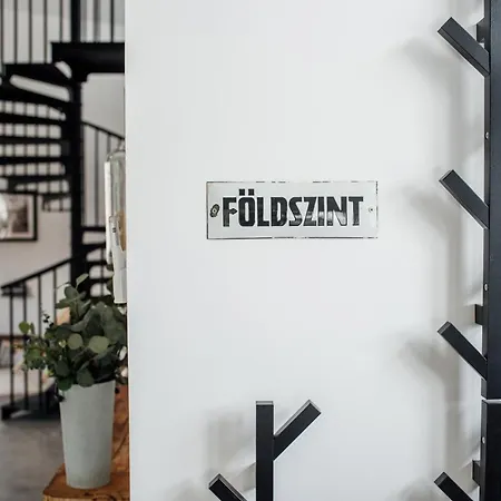 Loftlakásom**** 4* Veszprém