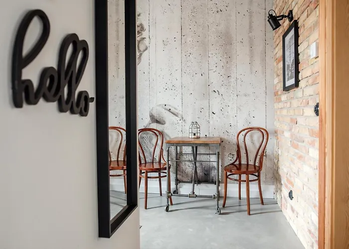 מלון דירות Loftlakasom**** Veszprém