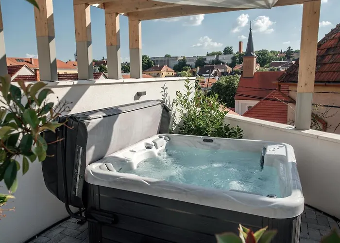 Loftlakasom**** 4* Veszprem