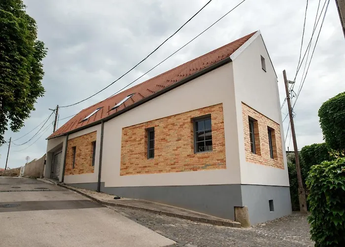 Loftlakasom**** Veszprem