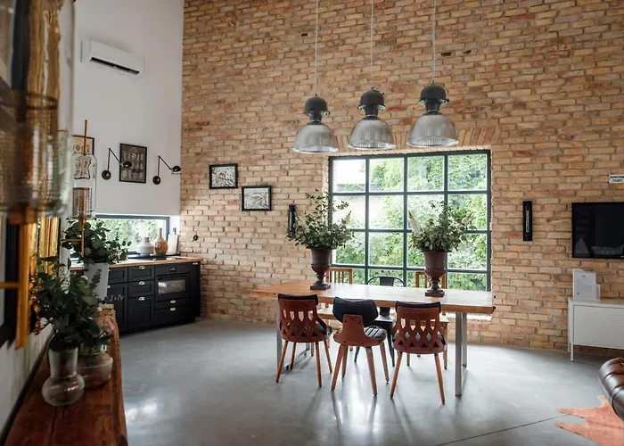 Loftlakasom**** 4* Veszprem