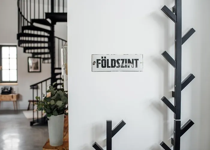 Loftlakasom**** 4* Veszprém